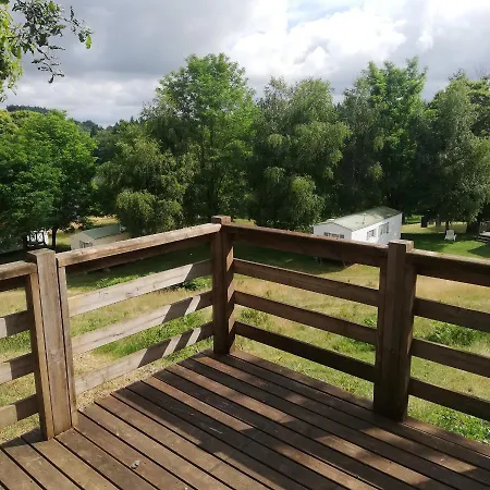 Camping La Rivière *